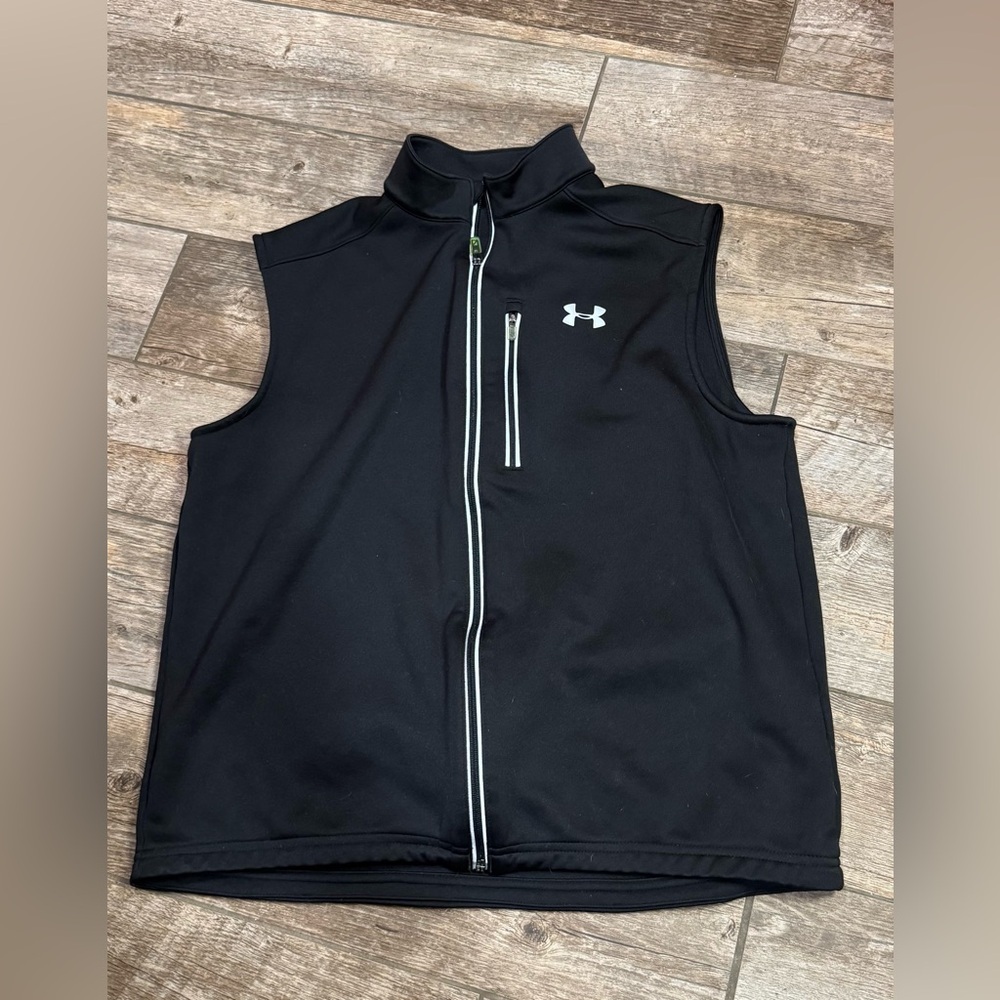 Vest - Picture 2 of 10